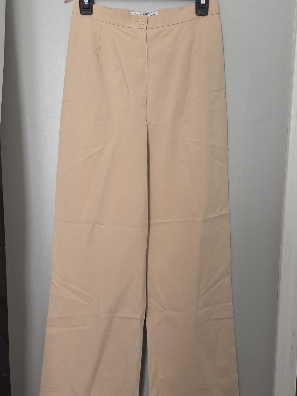 Salvatore Ferragamo Wide Leg Beige Trousers Size 6 Womens
